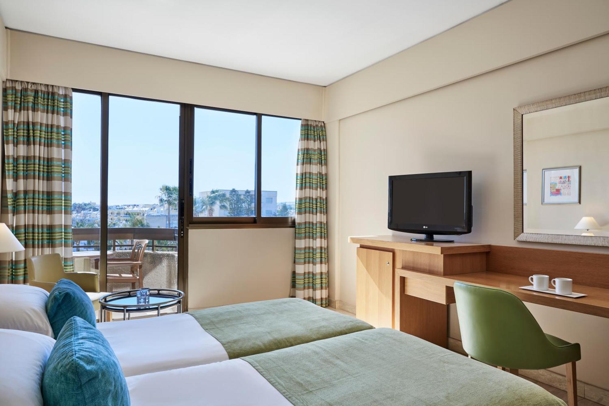 Atlantica Oasis Hotel Limasol Dış mekan fotoğraf