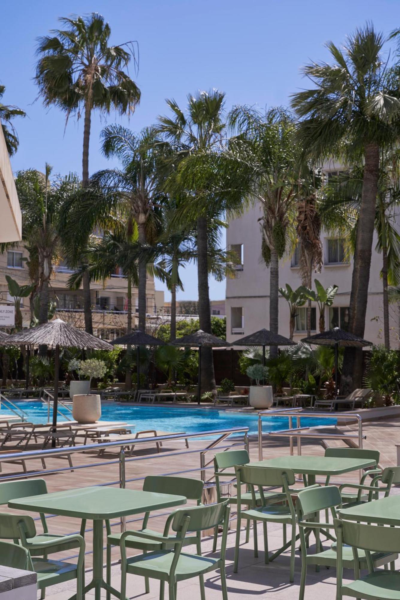 Atlantica Oasis Hotel Limasol Dış mekan fotoğraf