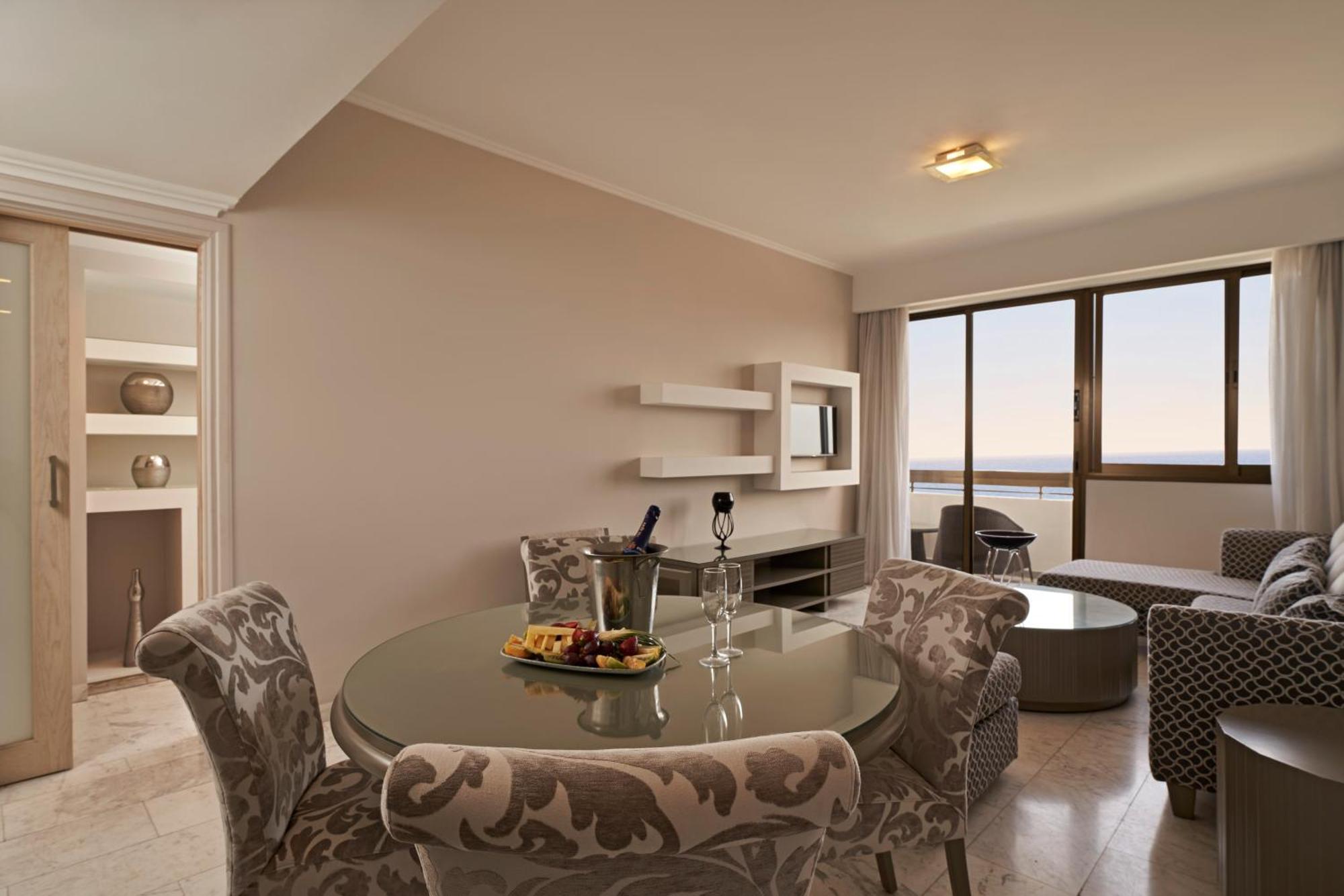 Atlantica Oasis Hotel Limasol Dış mekan fotoğraf