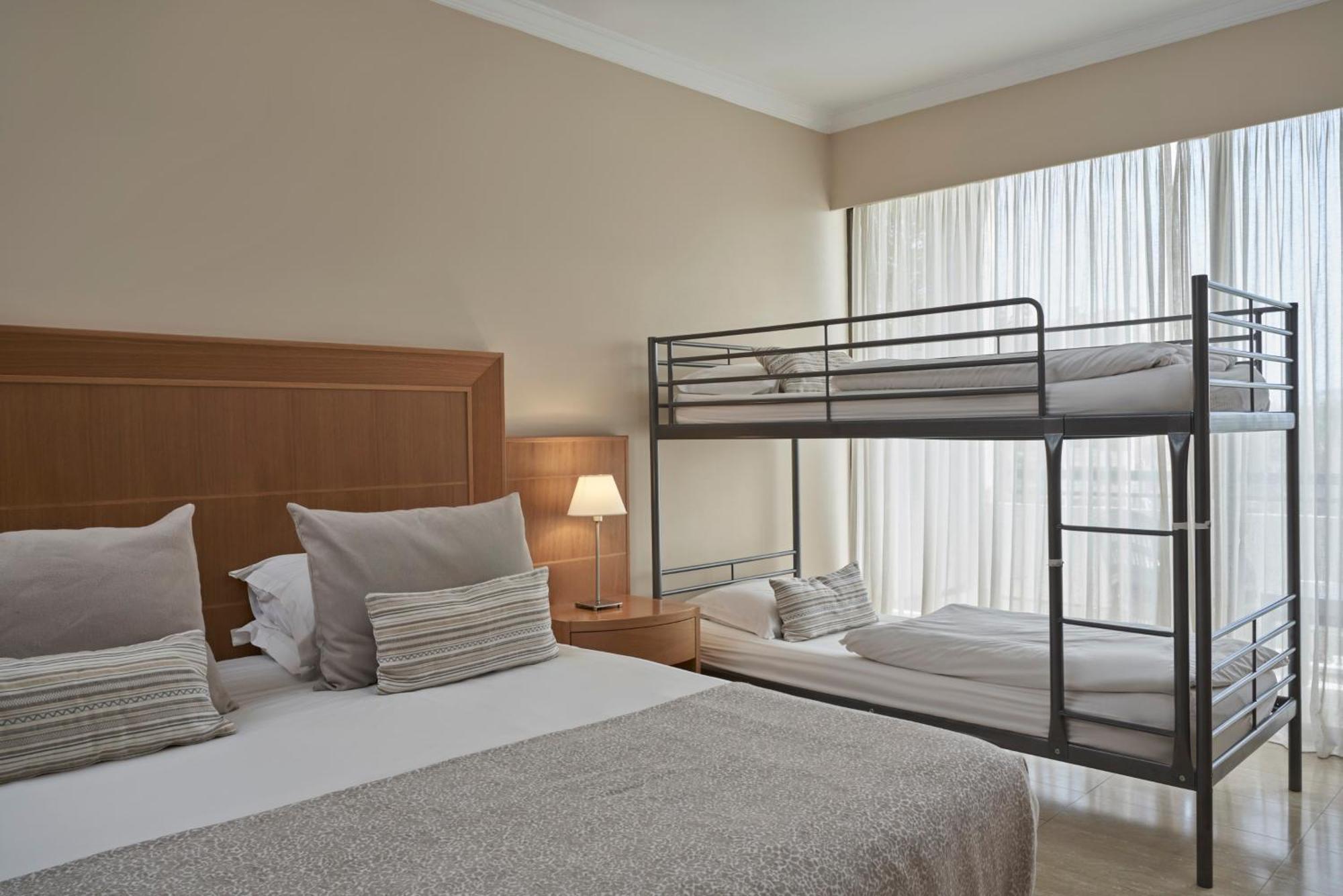 Atlantica Oasis Hotel Limasol Dış mekan fotoğraf