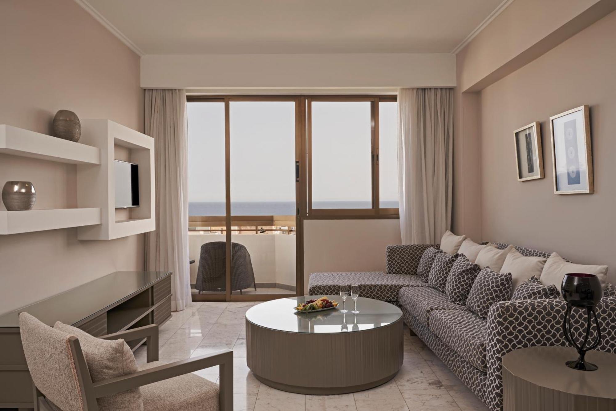 Atlantica Oasis Hotel Limasol Dış mekan fotoğraf